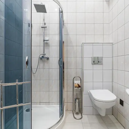 Downtown Shopping Street Family Apartments Polwiejska By Noclegi Renters Poznań Zewnętrze zdjęcie