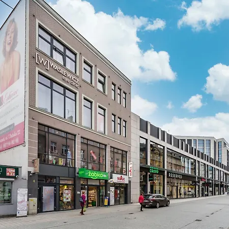 Downtown Shopping Street Family Apartments Polwiejska By Noclegi Renters Poznań Zewnętrze zdjęcie