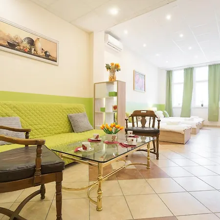Downtown Shopping Street Family Apartments Polwiejska By Noclegi Renters Poznań Zewnętrze zdjęcie