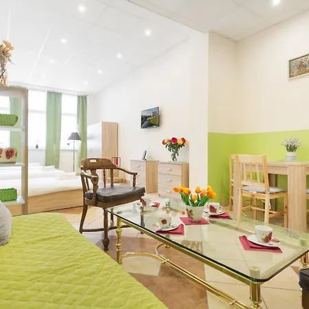 Downtown Shopping Street Family Apartments Polwiejska By Noclegi Renters Poznań Zewnętrze zdjęcie