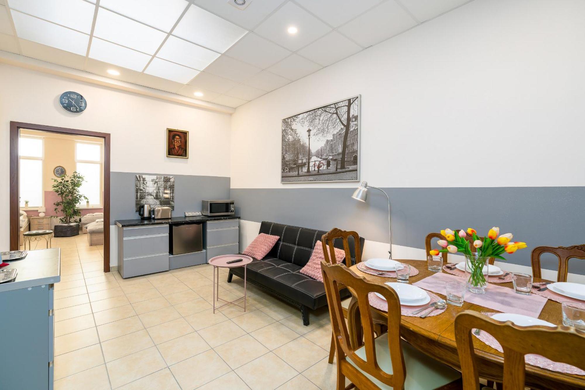 Apartament Downtown Shopping Street Family Polwiejska By Renters *