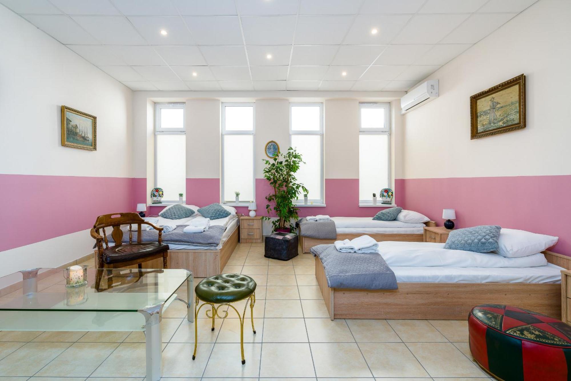 Apartament Downtown Shopping Street Family Polwiejska By Renters *