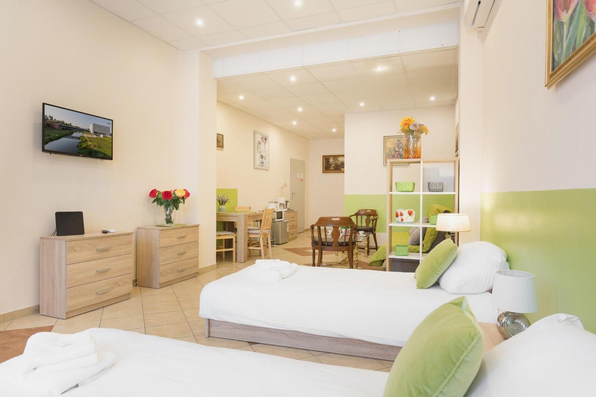 Apartament Downtown Shopping Street Family Polwiejska By Renters Poznań