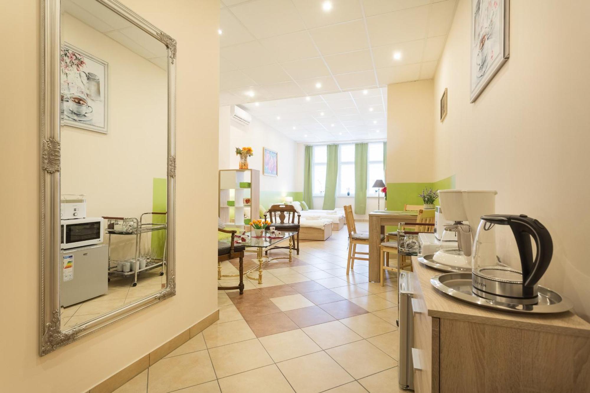 Downtown Shopping Street Family Polwiejska By Renters Apartament
