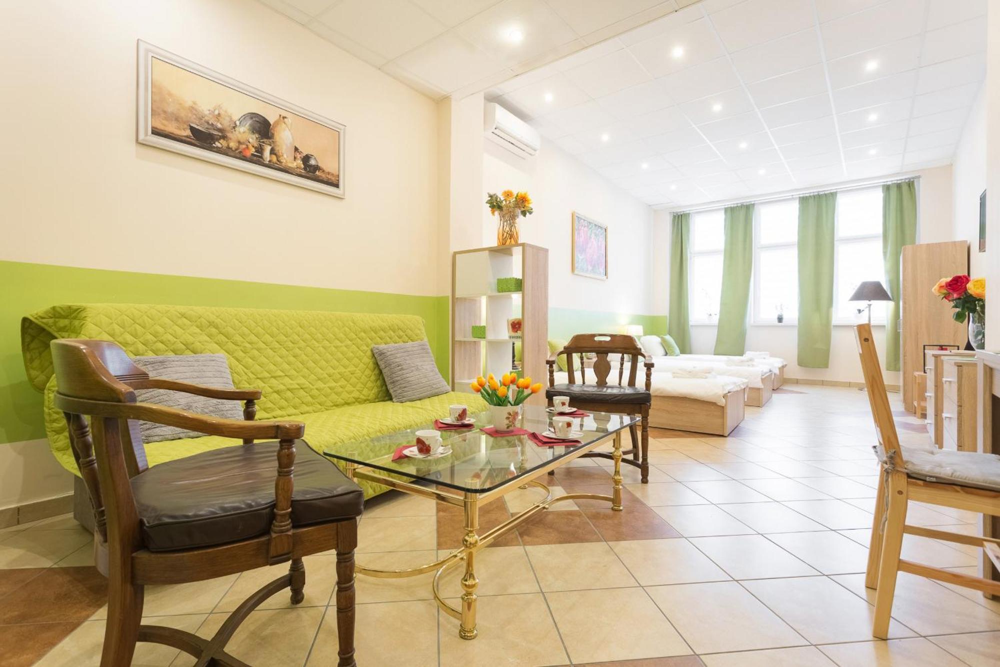 Apartament Downtown Shopping Street Family Polwiejska By Renters Poznań